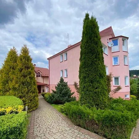 Appartement у віллі під замком